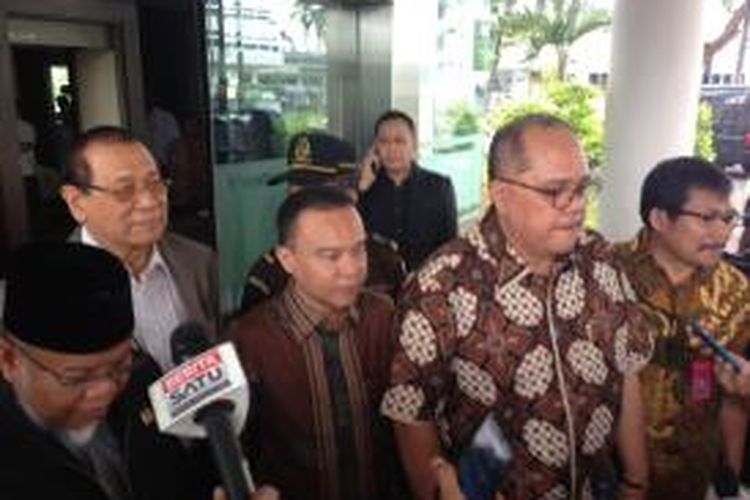 Pimpinan Mahkamah Kehormatan Dewan mendatangi Kejaksaan Agung, Jakarta, Kamis (19/12/2015), untuk meminta rekaman asli percakapan Ketua DPR Setya Novanto dan Bos Freeport Maroef Sjamsoeddin. 