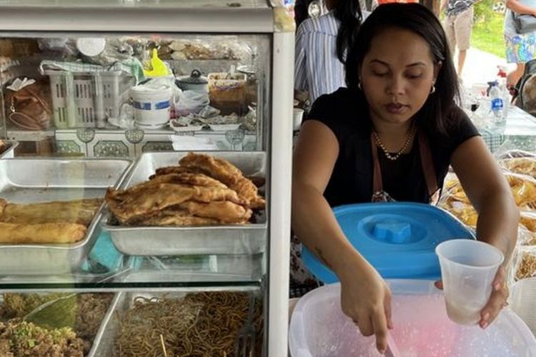 Penjual nasi goreng, mi goreng, lumpia, soto, dan es dawet di Pasar Saoenah, Paramaribo, Suriname. Pasar ini juga dikenal sebagai Pasar Jawa.