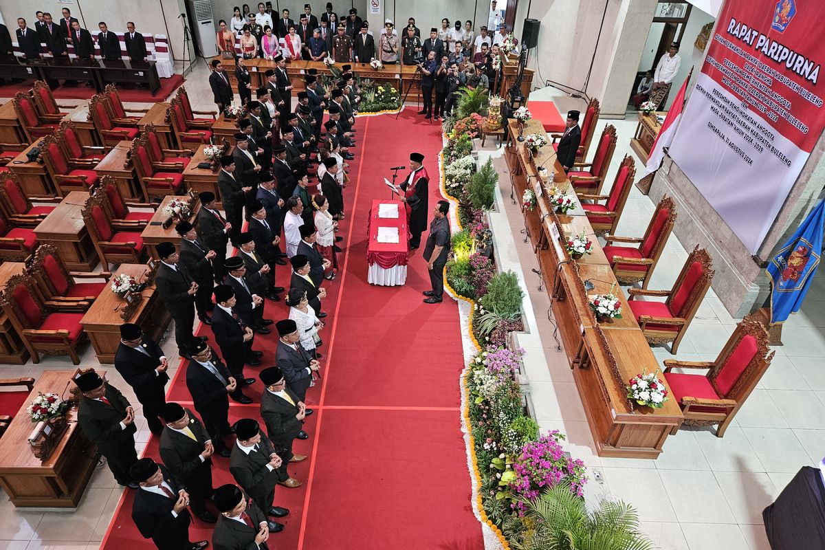 Pelantikan Anggota DPRD Kabupaten Buleleng, Kamis (15/8/2024) di Kantor DPRD Kabupaten Buleleng, Bali.