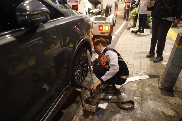 Parkir Liar di Senopati Akhirnya Ditertibkan Dishub
