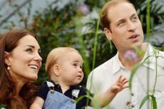 Kerajaan Inggris Rilis Foto Ulang Tahun Pertama Pangeran George