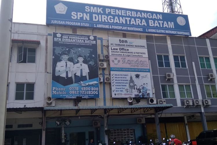 Komisi Perlindungan Anak Indonesia (KPAI) bidang pendidikan Retno Listyarti yang dihubungi mengaku meminta pihak Sekolah Penerbangan Nasional (SPN) Dirgantara, Batam untuk mengganti namanya menjadi SMK Penerbangan.