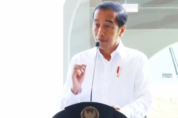 Presiden Joko Widodo saat memberikan sambutan pada peluncuran vaksin Indovac yang diproduksi PT Bio Farma, Bandung, Jawa Barat, Kamis (13/10/2022). Hari ini, Jokowi mewacanakan rencana reshuffle atau perombakan kabinet.
