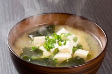 Resep Sup Miso 5 Bahan, Makanan Berkuah Hangat untuk Cuaca Dingin