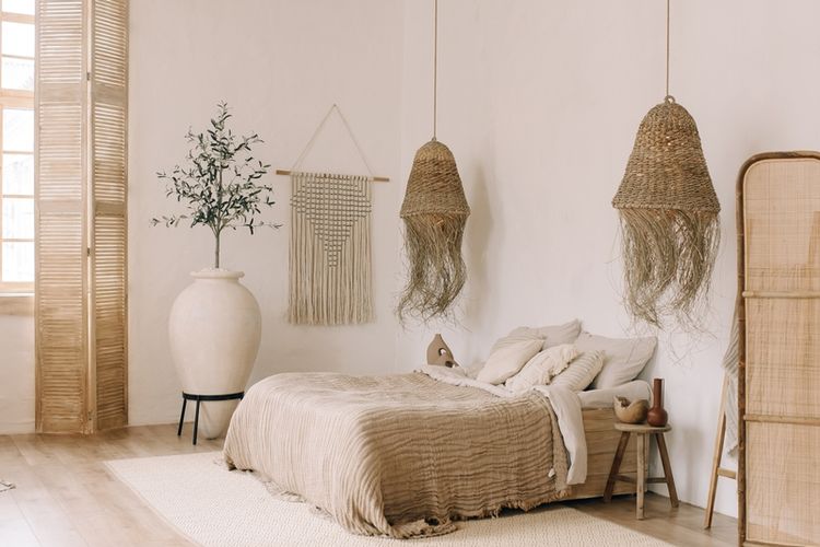 Ilustrasi kamar tidur bergaya boho minimalis. 