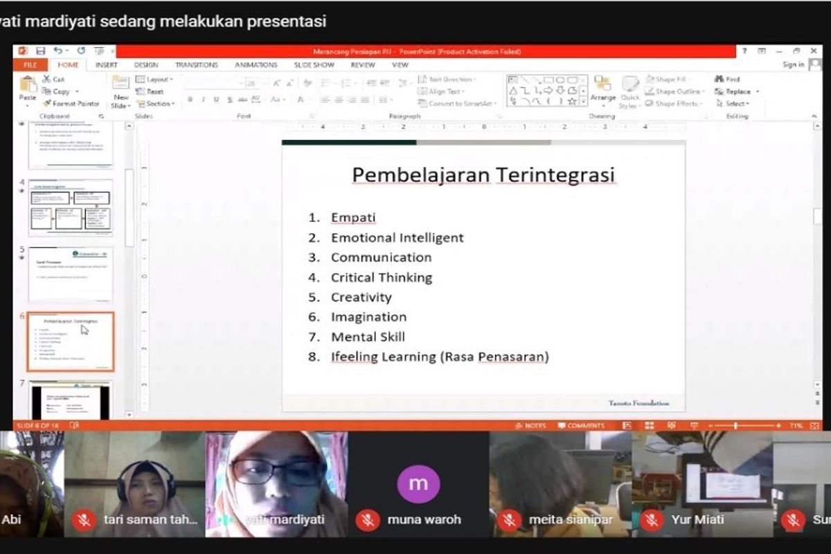 Para guru matematika rayon Siak memanfaatkan forum musyawarah guru mata pelajaran (MGMP) virtual untuk meningkatkan kualitas pembelajaran jarak jauh.