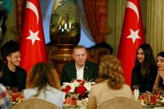Ketika Presiden Erdogan Buka Puasa Bersama dengan Oezil