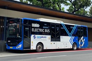 Viral Penumpang Tuding Sopir Transjakarta Ugal-ugalan, CCTV Ungkap Kejadian Sebenarnya
