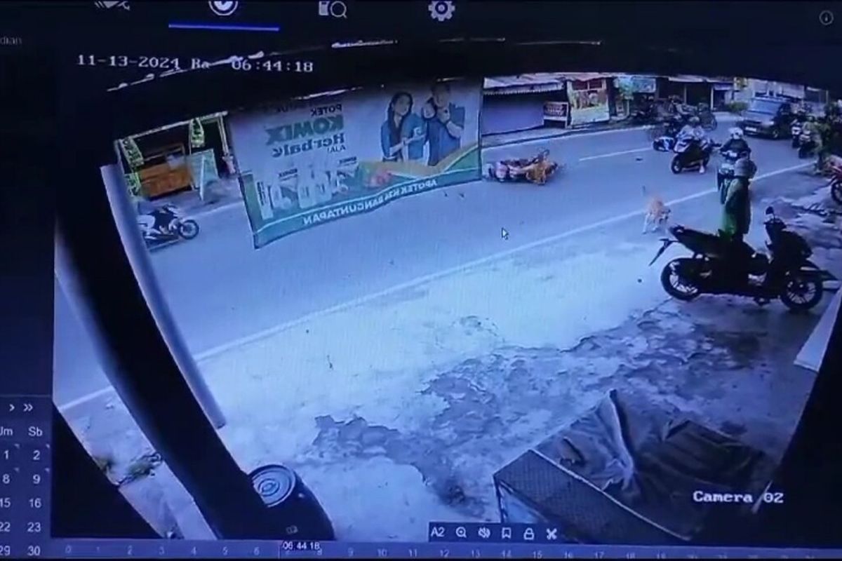 Rekaman CCTV saat kecelakaan beruntun di Jalan Wonosari, Banguntapan, Bantul. Rabu (13/11/2024)