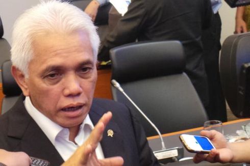 Hatta Rajasa Bantah Adanya Revisi PP Minerba