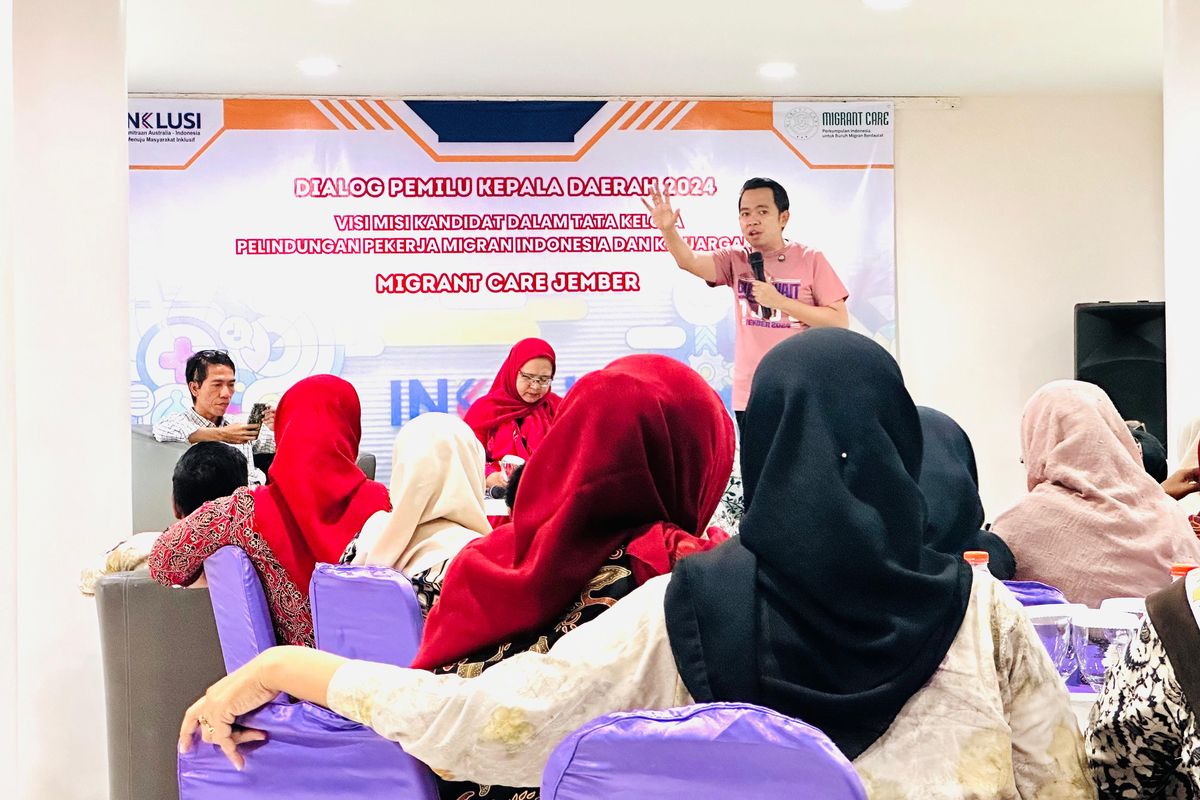 Calon Bupati Jember Muhammad Fawait dalam acara dialog tentang perlindungan PMI pada Minggu (20/10/2024