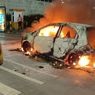 Mobil Brio Tertabrak Kereta Api Sancaka di Surabaya, 3 Orang Tewas