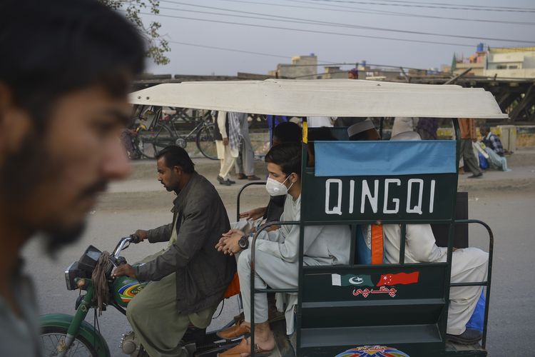 Becak di Pakistan. Foto diambil pada 9 November 2020.