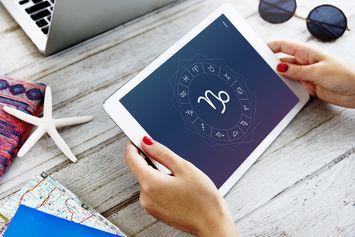 Zodiak Januari adalah Bulan Lahir untuk Capricorn dan Aquarius