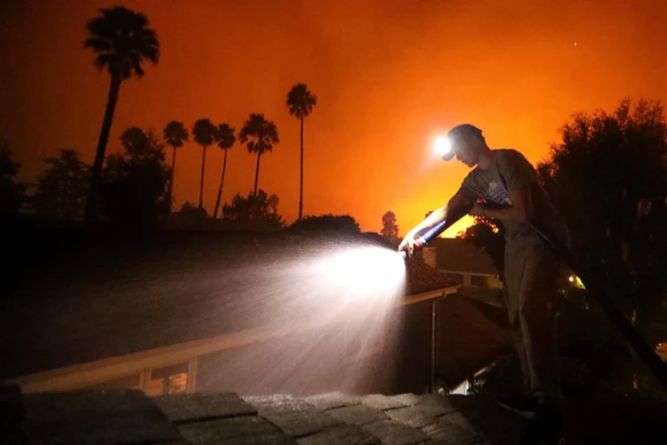 Kebakaran Hutan Berpotensi Mematikan, Warga Los Angeles Bersiap Evakuasi Baru 