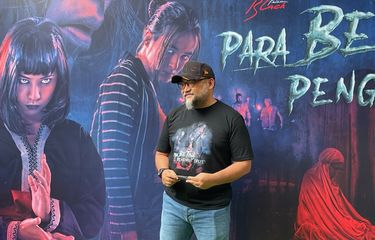 Sutradara Rako Prijanto dalam jumpa pers film Para Betina Pengikut Iblis di kawasan Pancoran, Jakarta Selatan, Jumat (27/1/2023). 