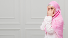 Rambut Muslimah yang Rontok, Apakah Masih Termasuk Aurat?