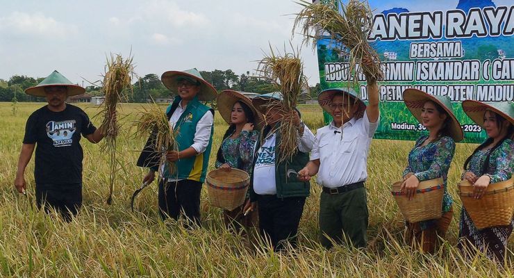 Hadiri Panen Raya di Madiun, Cak Imin: Kita Semua Saksikan Masalah Petani Diabaikan