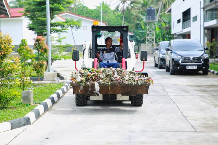 Meluruskan Paradigma Pengelolaan Sampah di Sekolah
