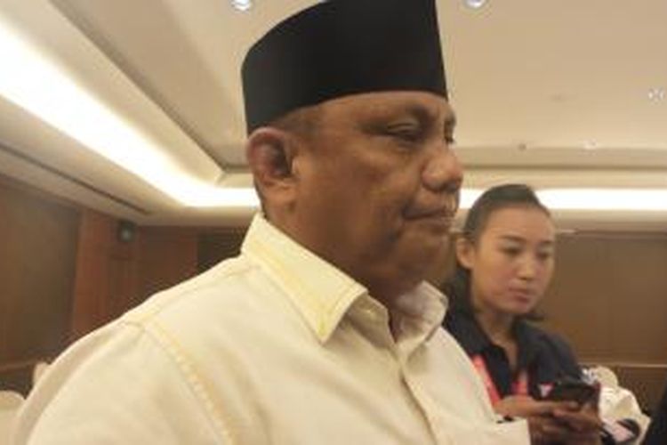 Gubernur Gorontalo sekaligus Ketua DPD I Golkar Gorontalo, Rusli Habibie.