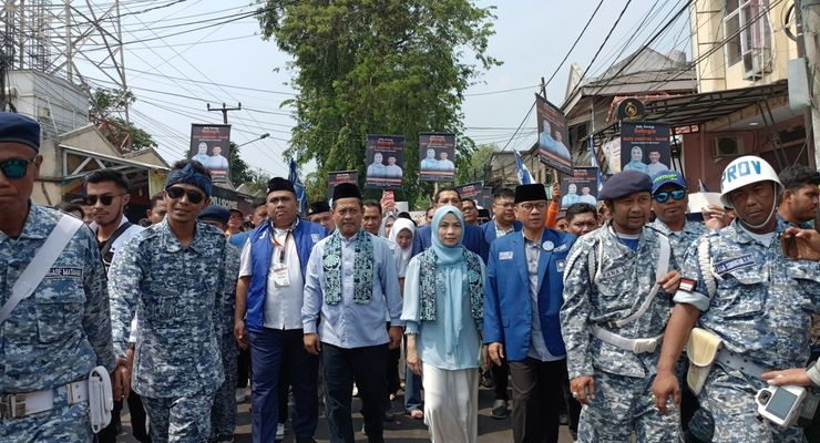Disambut Debus, Ratu Zakiyah-Najib Hamas Daftar Pilkada Kabupaten Serang
