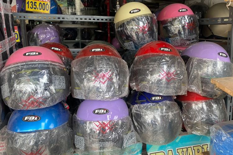 Jangan Asal Cuci! Ini Alasan Helm Cepat Apek dan Busa Kempis