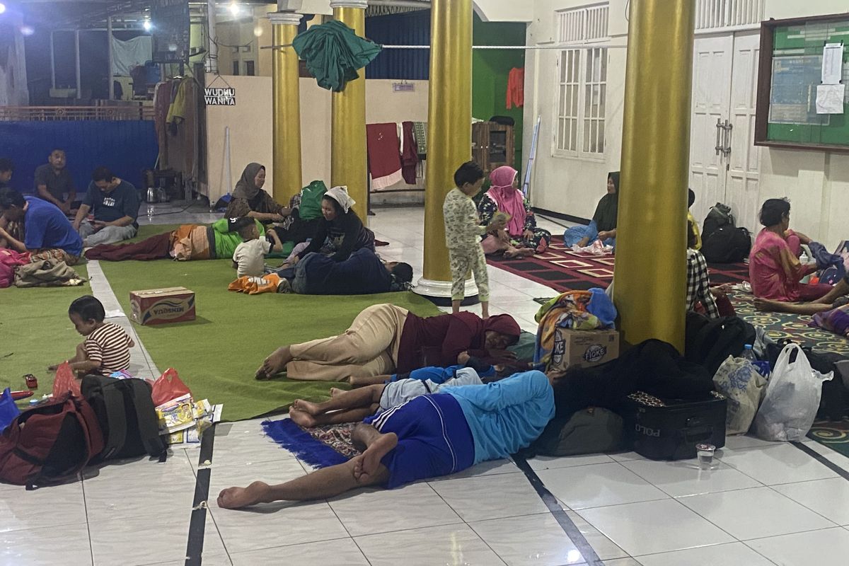 Perumahan Villa Gading Harapan 2 Bekasi Banjir, 300 Warga Mengungsi