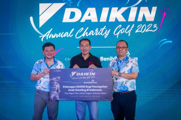 Daikin menggalang donasi untuk mendukung program pemerintah dalam mencegah stunting. 