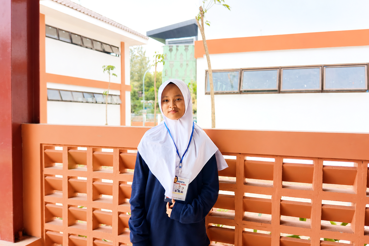 Jauh dari Orangtua, Desi Kejar Cita-cita Jadi Anggota TNI Lewat Sekolah Rakyat