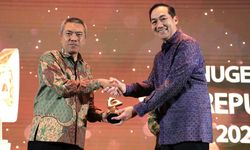 Berdayakan UMKM, BRI Terima Penghargaan Community Empowerment & Development