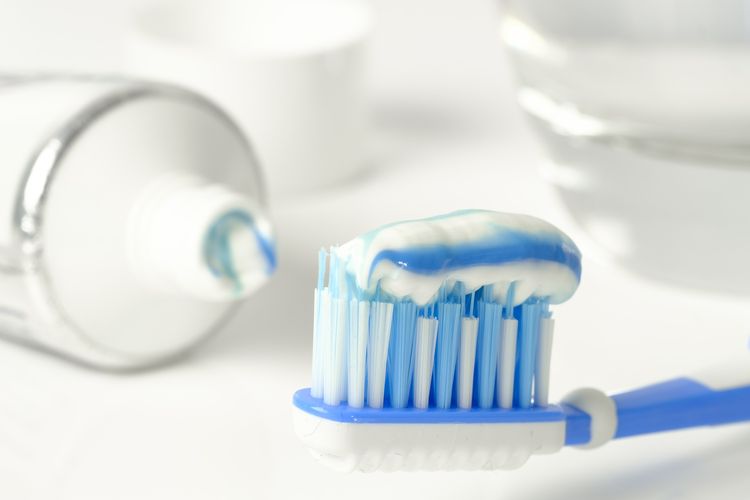 Pasta gigi multifungsi, bisa digunakan untuk membersihkan perabotan rumah.