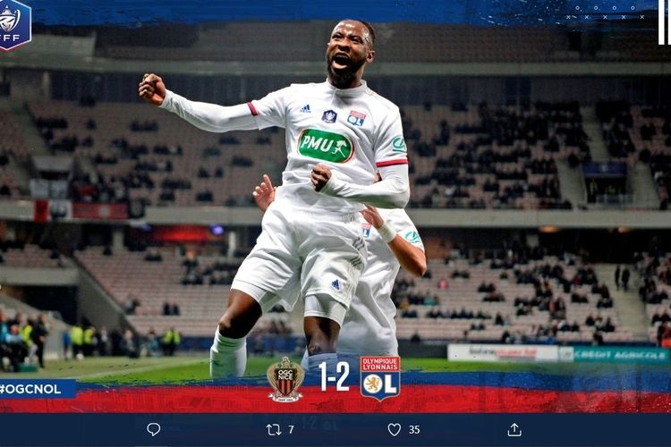 Moussa Dembele pada laga Nice vs Lyon.