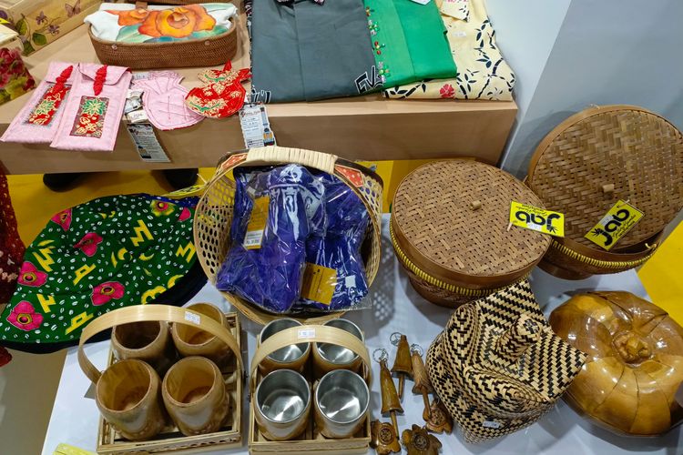 Produk Jefri Galery Bambu 2023