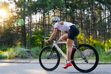 10 Manfaat Bersepeda bagi Wanita, Tak Sekadar Menurunkan Berat Badan