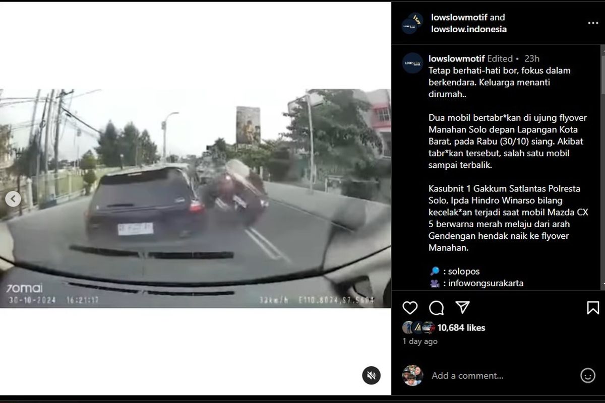 Video viral Toyota Innova Zenix dan Mazda CX-5 adu banteng hingga salah satunya terbalik