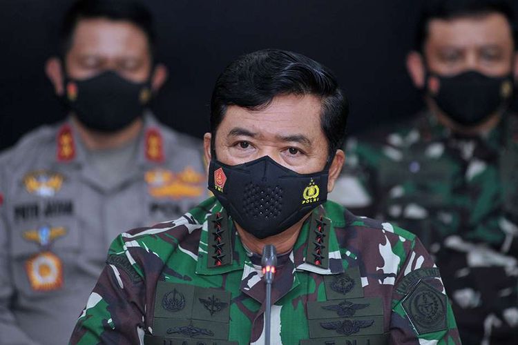 Indonesia Military (TNI) commander Air Chief Marshal Hadi Tjahjanto announced on Sunday, April 25, 2021 that all 53 crew members of the KRI Nanggala 402 submarine have died. 