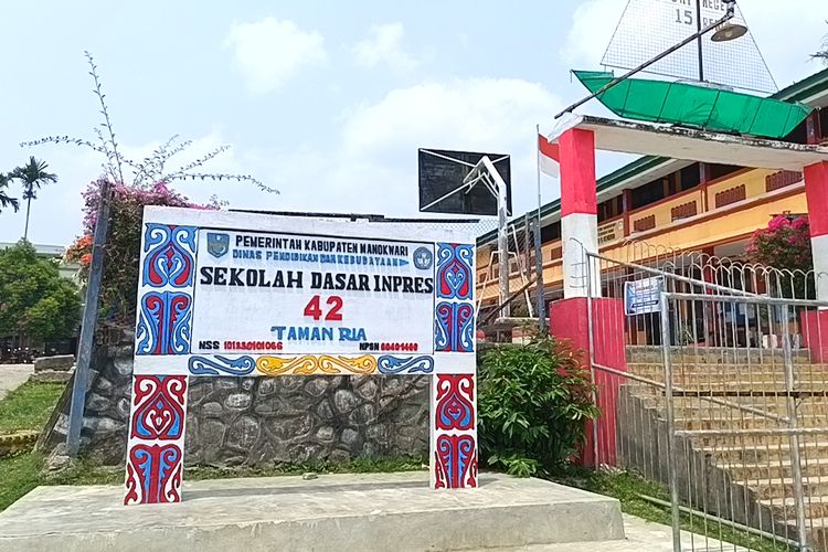 Kabut Asap Ancam Pelajar di Manokwari, Sekolah Diubah Daring
