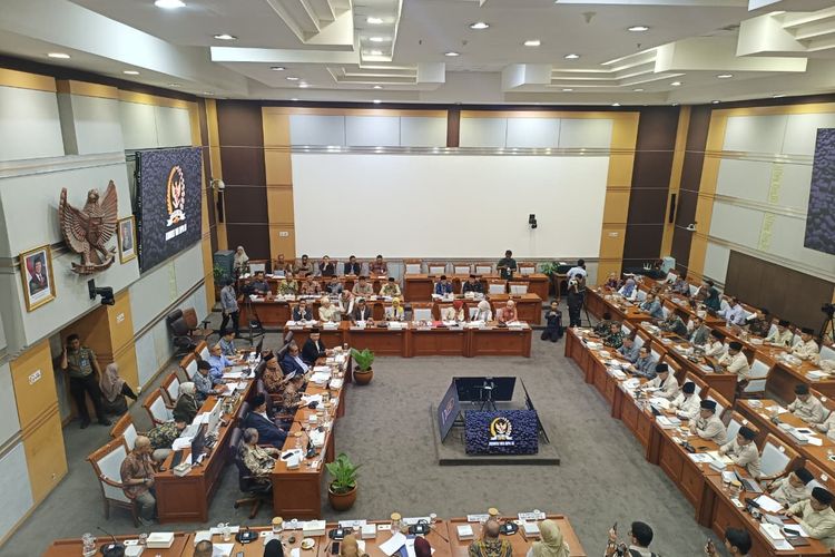 Pemerintah-DPR Tetapkan Biaya Haji 2027 Rp 98,4 Juta, Jemaah Bayar Rp 54,6 Juta