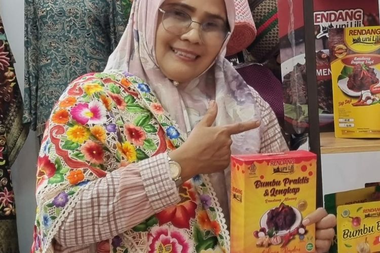 Ermaneli owner rendang dengan brand   Rendang Uni Lili ini sudah dieskpor ke AS dan Jepang. 