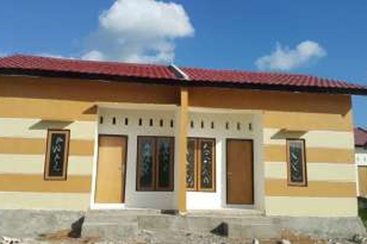 Perumahan untuk masyarakat berpenghasilan rendah (MBR), Gemstone Regency, yang dikembangkan oleh PT Charson Timorland Estate. Lokasinya berada di Kecamatan Alak, Kota Kupang, Nusa Tenggara Timur. 