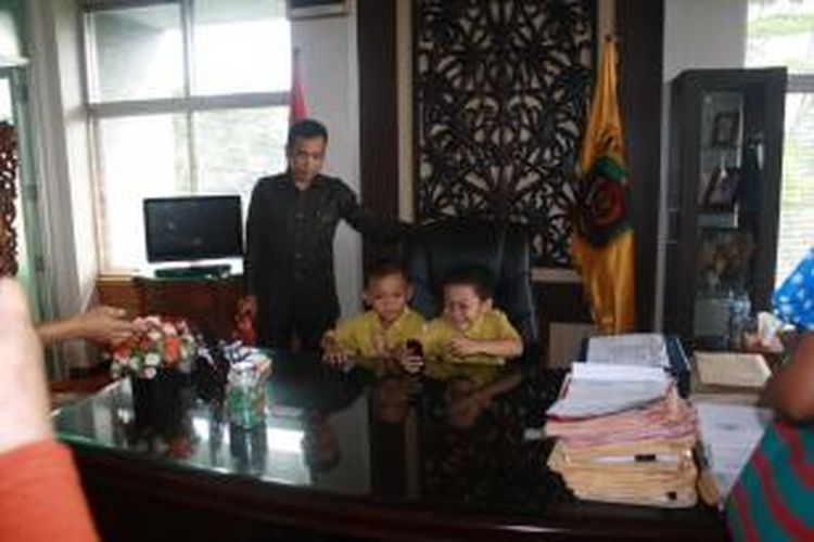 Puluhan anak TK menghambur kantor walikota Samarinda, Syahari Jaang pasrah