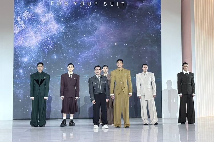 Eksplorasi Jas Pria Bergaya Avant-Garde di Fashion Nation Senayan City