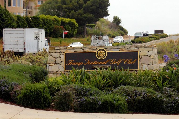 Bawa Pistol dan 16 Peluru, Pria Ditangkap di Dekat Lapangan Golf Trump