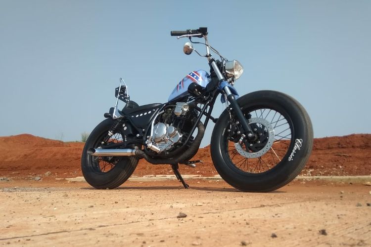 Yamaha Scorpio chopper bobber