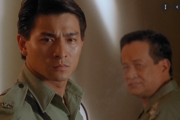 Aktor Andy Lau saat memerankan polisi paling korup di Hong Kong, Lui Lok dalam film trilogi Lee Rock