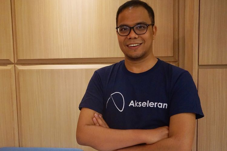 Komisaris utama yang juga Co-Founder Akseleran Ivan Tambunan.
