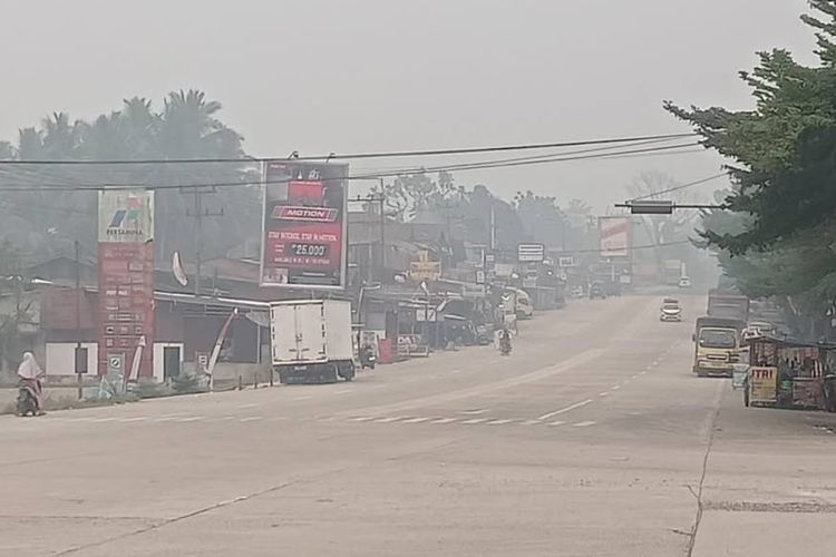 Dampak Kabut Asap Sumbar: Kualitas Udara Menurun, Aktivitas Pendidikan Terganggu