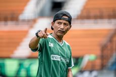 Djadjang Ingin Persebaya Menikmati Kemenangan atas Madura United