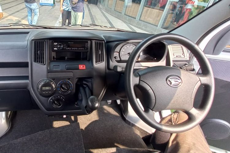 Interior Daihatsu Gran Max 2022