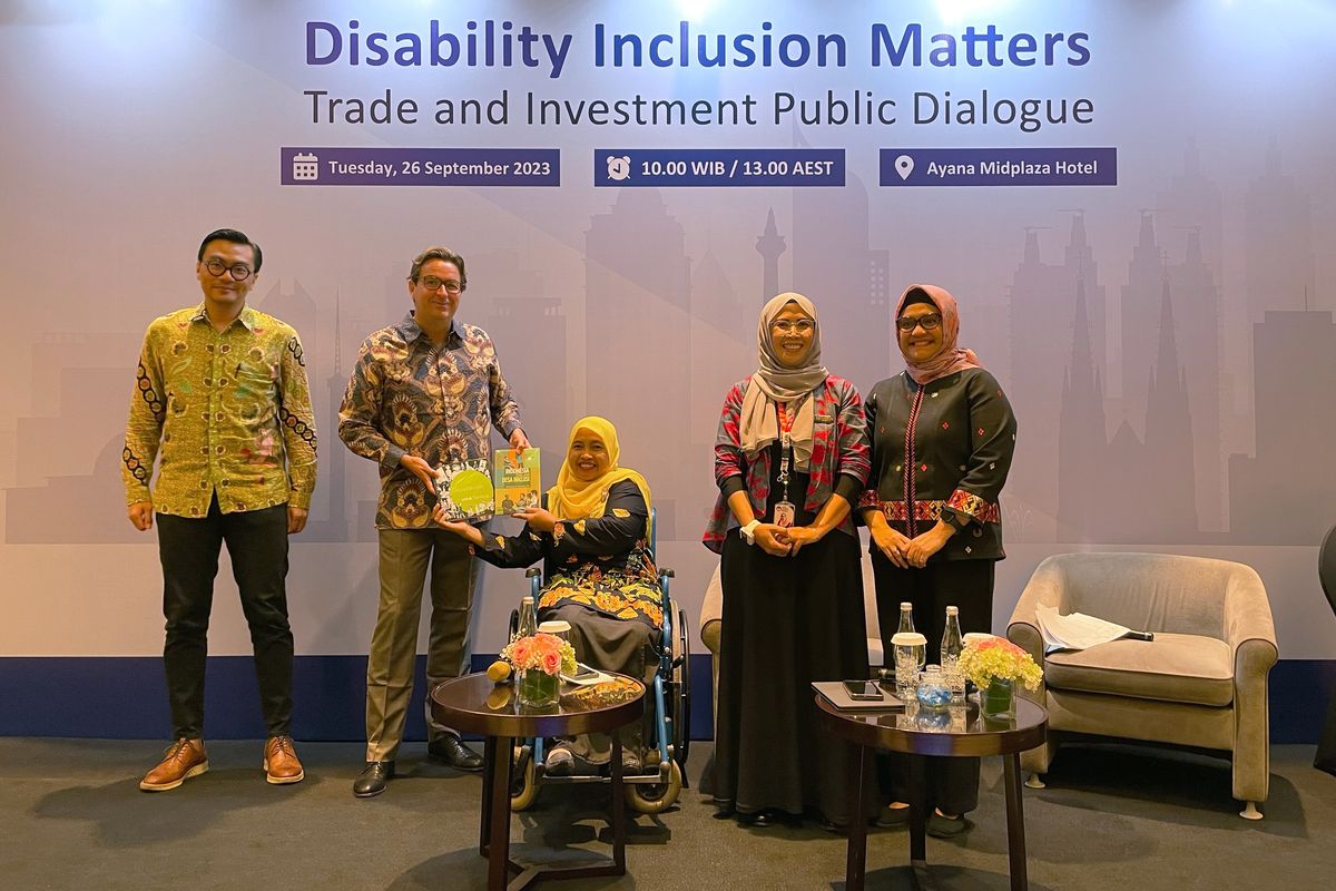 Katalis menggelar diskusi publik pada Selasa (26/9/2023), Diskusi memaparkan mengenai temuan Bank Dunia yang menyoroti sebagian besar penyandang disabilitas tidak dapat mengakses teknologi penunjang penting yang diperlukan untuk partisipasi penuh dalam pekerjaan.